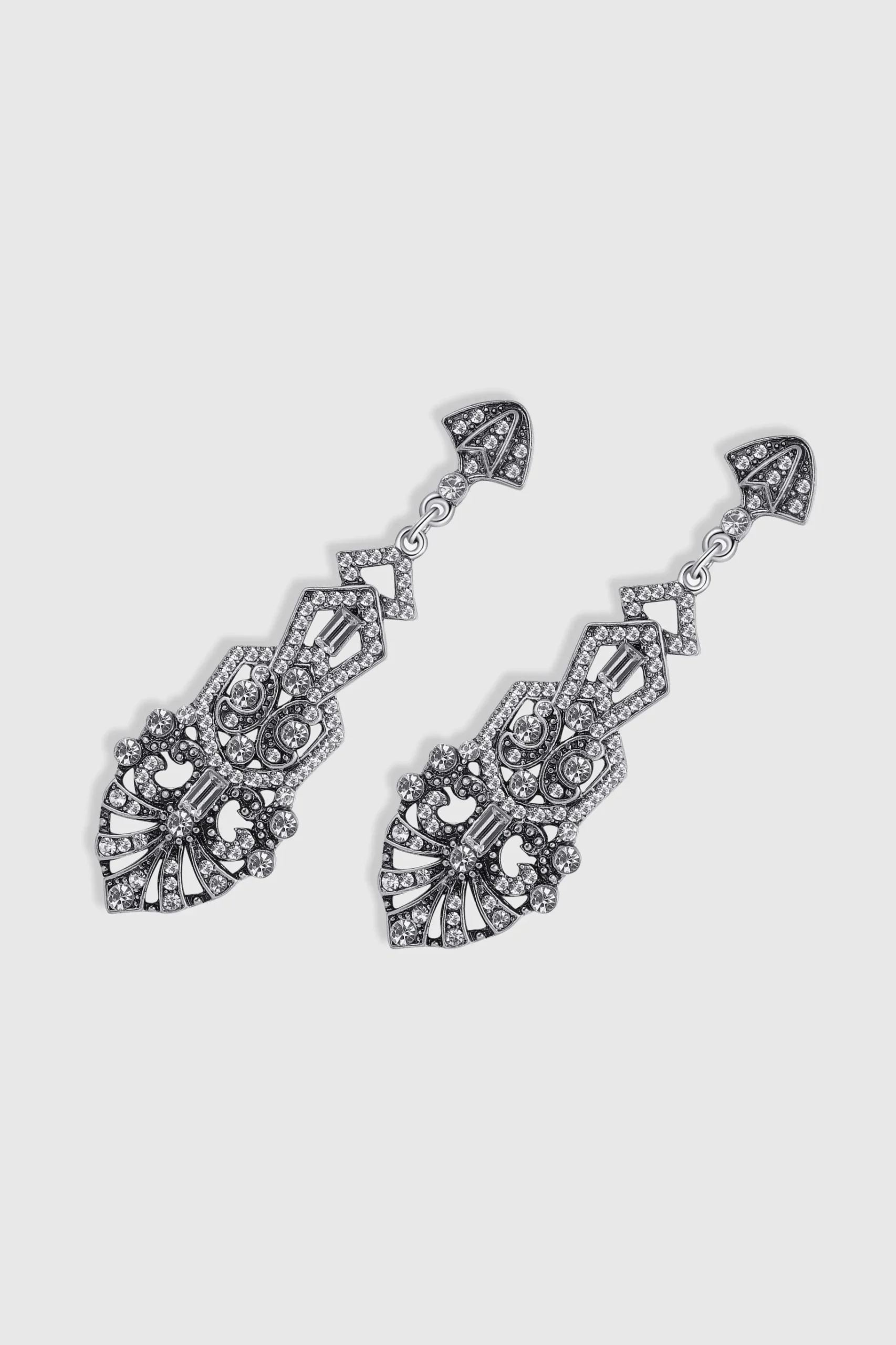 BABEYOND Jewelry|Antique Vintage Crystal Studded Earrings