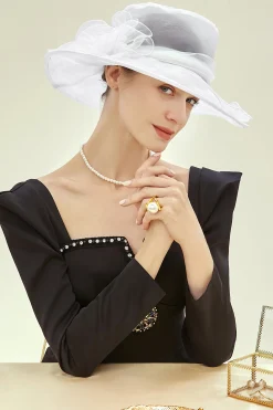 BABEYOND Headpieces & Fascinators|Elegant Floral Decorated Fascinator Cream