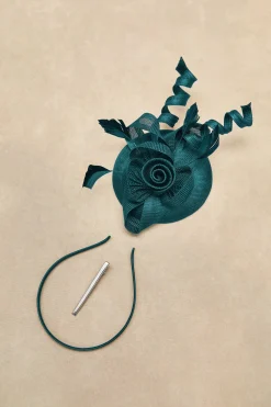 BABEYOND Headpieces & Fascinators|Lofty Pillbox Rose Fascinator