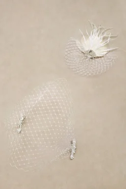BABEYOND Headpieces & Fascinators|Rhinestone Studded Veil Feather Fascinator White